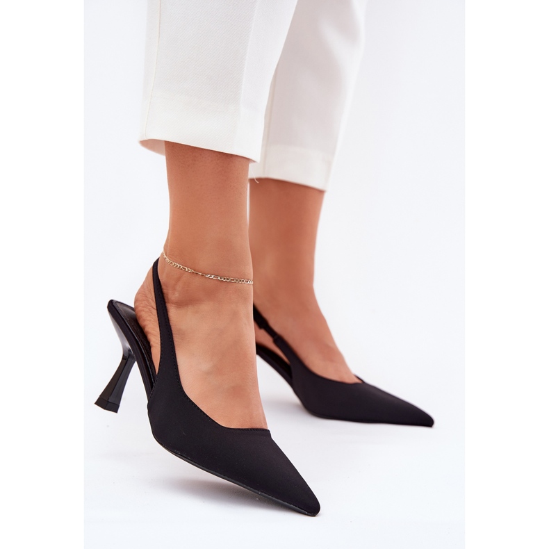 Women's sandals on a black pin 2