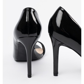 Goodin Painted pumps with bare fingers black fingers 1