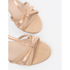 Shelvt Flat beige sandals 2