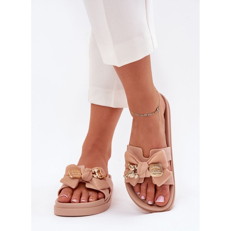 Women's slippers with a bow and a golden brooch beige 2