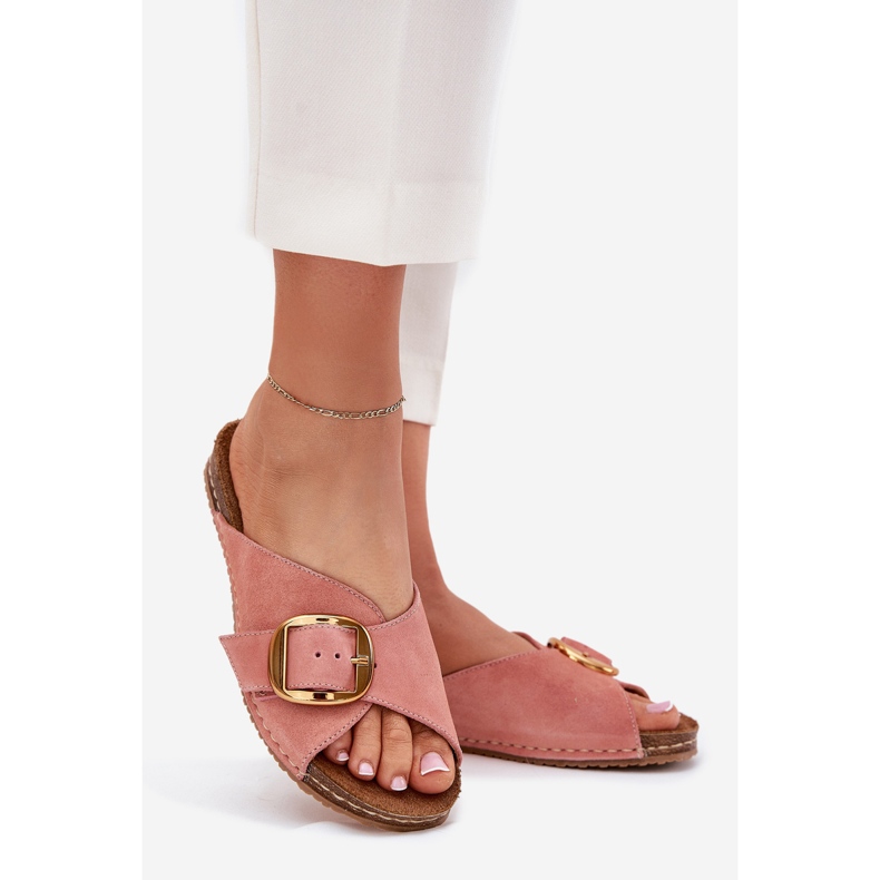 Leather flip flops with a golden clamp maciejka 07000-15 pink 1