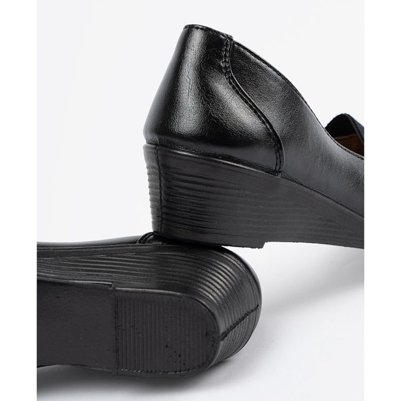 Classic black women's shoes 1 Classic black women's shoes 1