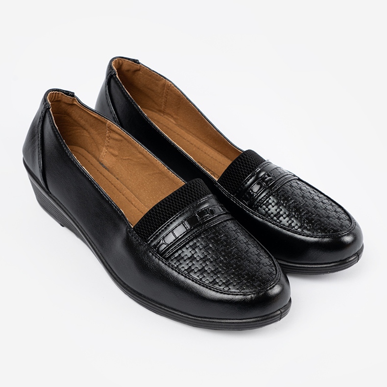 Black Slipped Classic Shoes 1