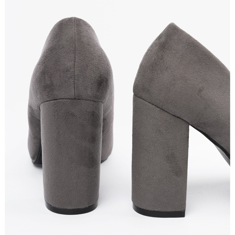 Seastar Suede Pumps On A Pillar grey 2