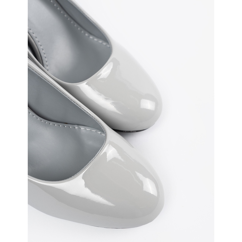 Seastar Light gray varnished pumps grey 2