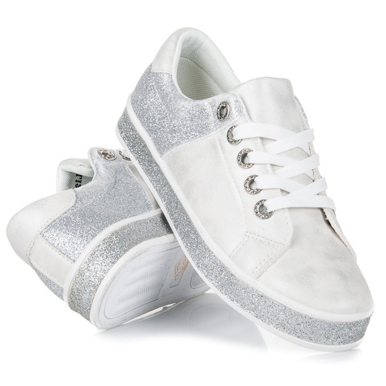 Seastar White Sneakers On The Binding 2