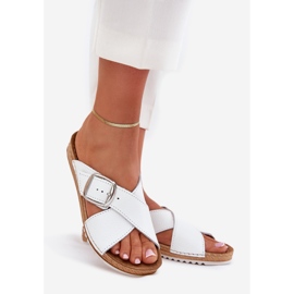 Women's leather slippers with inblu Vo0004GU buckle white 1