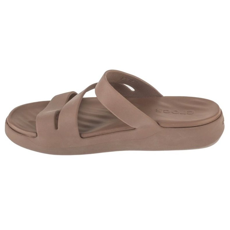 Crocs Getaway Strapping Sandal flip flops in 209587-0LF brown 2