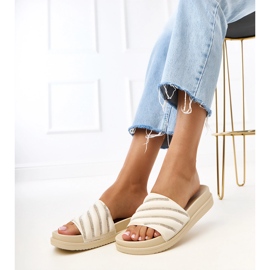 Beige flip flops with Cardon zircons blue 2 Beige flip flops with Cardon zircons blue 2