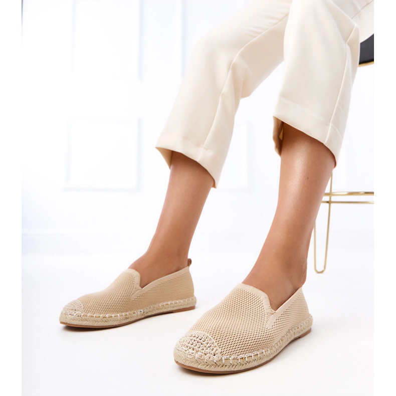 Beige espadrilles on the Luna platform 1