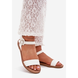 Boto Flat -heeled women's sandals eco leather white kivara 1