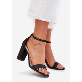Boto Shiny women's sandals on the Black Kavina post 1 Boto Shiny women's sandals on the Black Kavina post 1