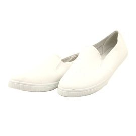 White material women's sneakers inserted 3 White material women's sneakers inserted 3