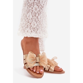 Boto Flat -heeled women's flip flops with a tulle bow Golden Tanira 1 Boto Flat -heeled women's flip flops with a tulle bow Golden Tanira 1