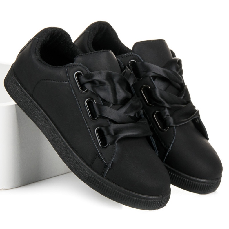 Stylish sneakers with a ribbon black 1