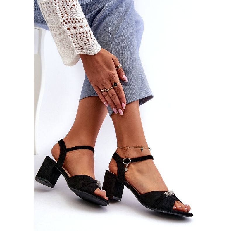 Vinceza Women's eco-part sandals on the post with black decorations 3