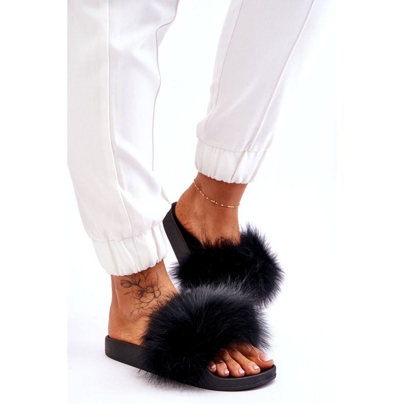 Women's rubber flip -flops with black fur 2 Women's rubber flip -flops with black fur 2