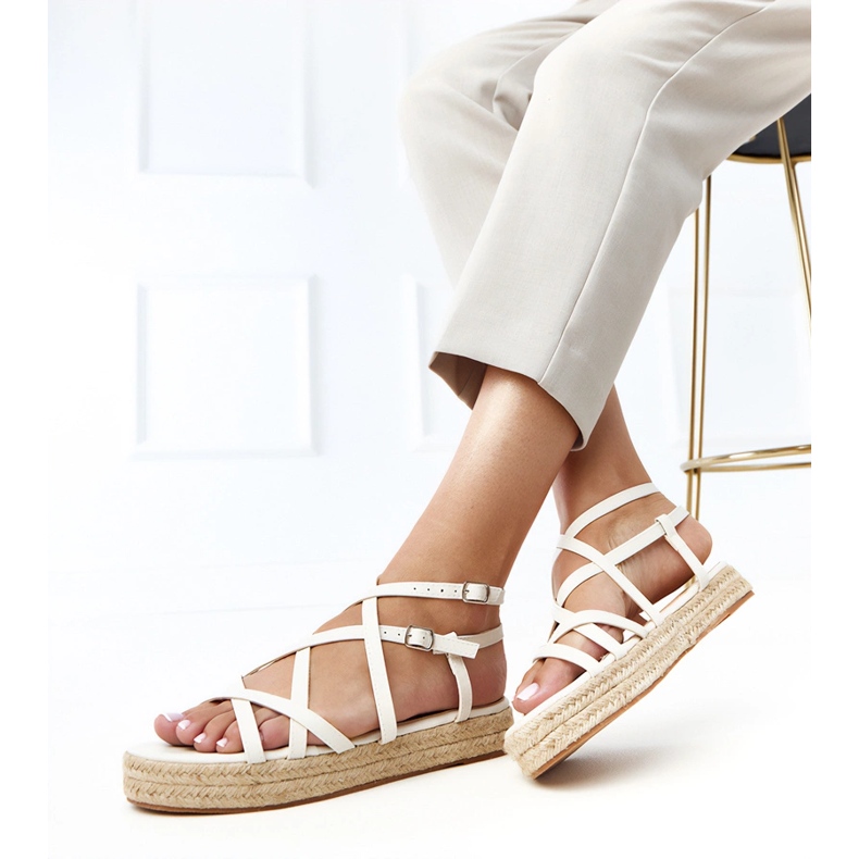 Beige espadrile sandals on the Verata platform 2 Beige espadrile sandals on the Verata platform 2