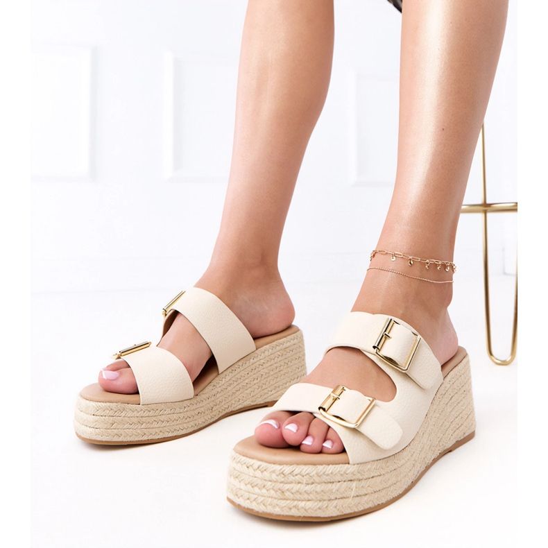 Beige espadrilles on the Arhana platform 1 Beige espadrilles on the Arhana platform 1