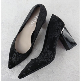 Women's pumps with flowers on the Black Vinceza 62254 post 2