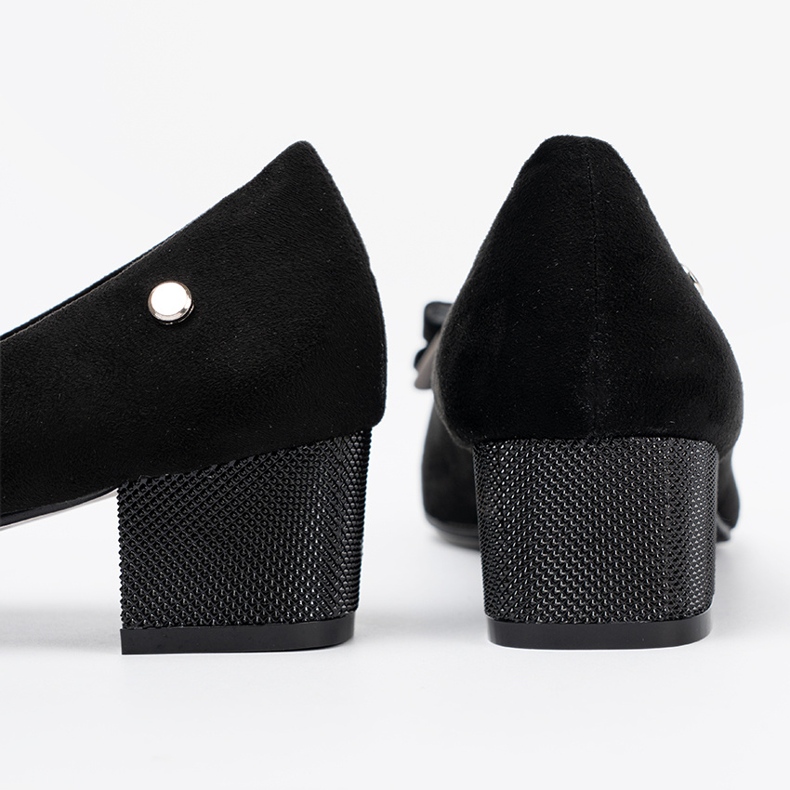 Goodin Black pumps with a bow on the post 1 Goodin Black pumps with a bow on the post 1