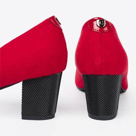 Goodin Red pumps with a varnished toe 2