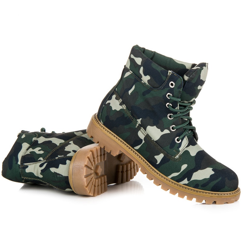 Nio Nio Moro trappers green 2