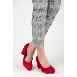 Business pumps on the post red 1