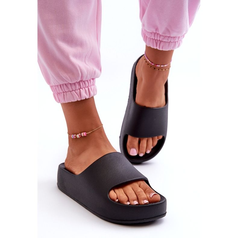 Women's flip flops on the platform black foam 2