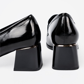 Goodin Varnished shoes with silver decoration black 1