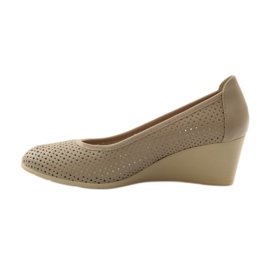 M.Daszyński Women's wedge pumps Daszyński 113 beige 2