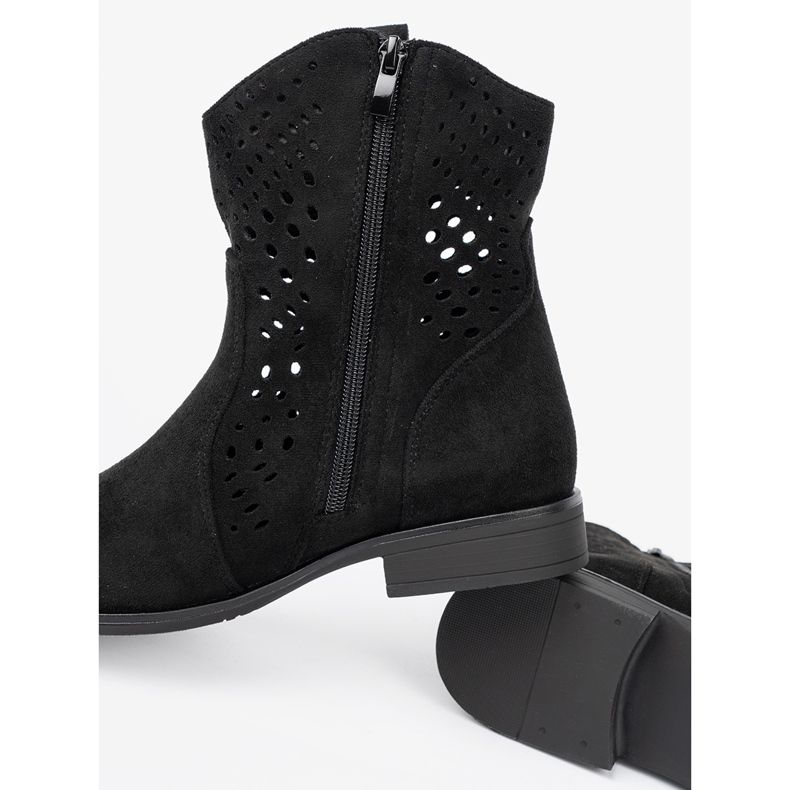 Seastar Black openwork boots in cowboy style 1