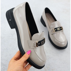 Women's leather shoes varnished beige Vinceza 39957 1