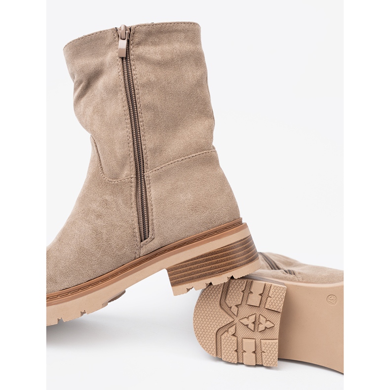 Shelvt Minimalist beige boots made of soft suede 1