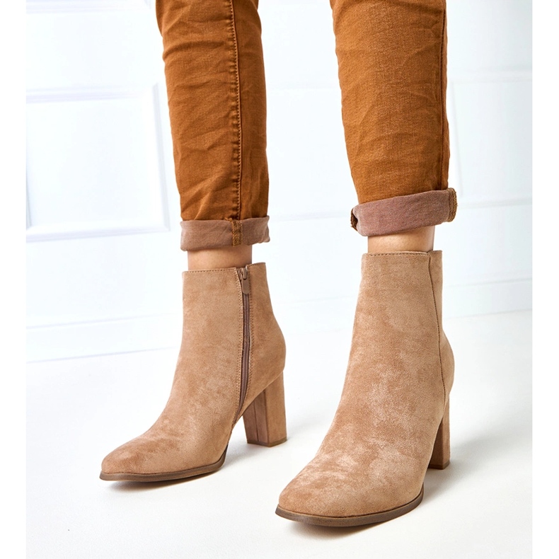 Beige ankle boots from Torricelli 1 Beige ankle boots from Torricelli 1
