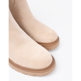 Shelvt Modern light beige boots with a simple cut 1