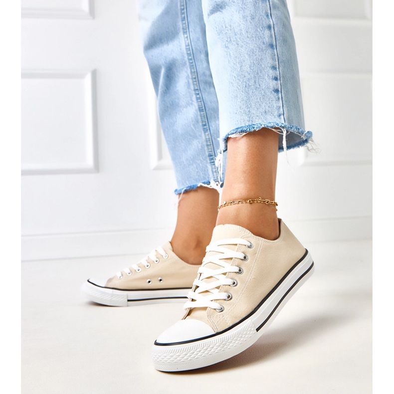 Beige classic women's zurhat sneakers 2