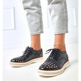 Black women's shoes with stoneware studs 1