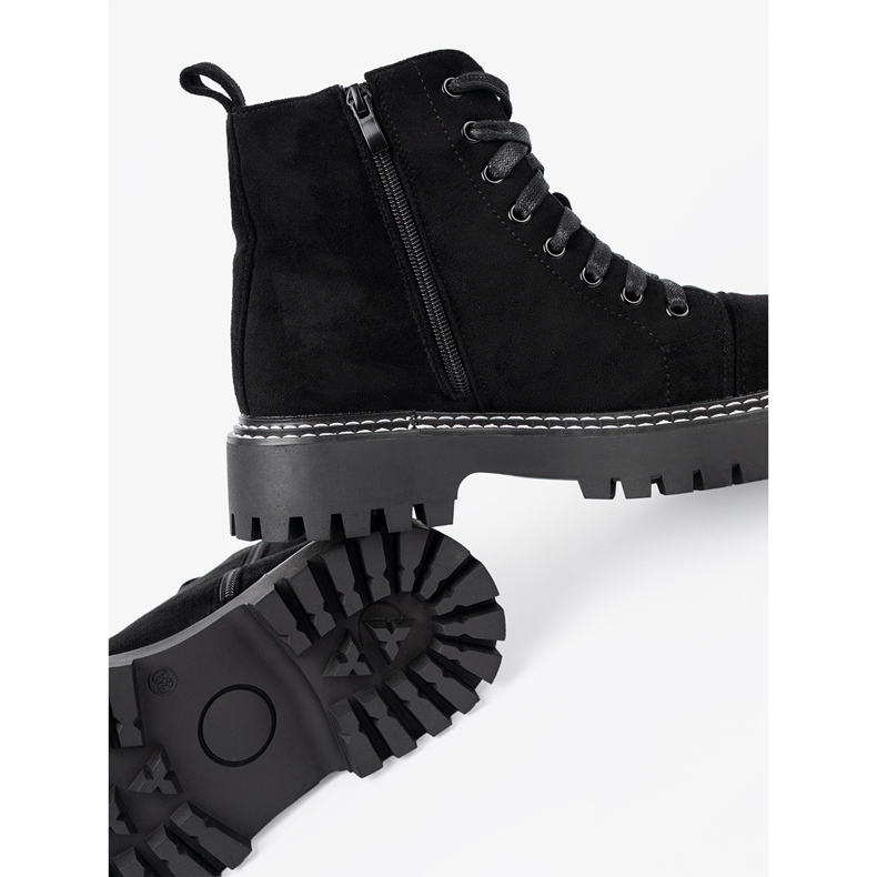 Shelvt Black lace -up boots with a shiny heart 1