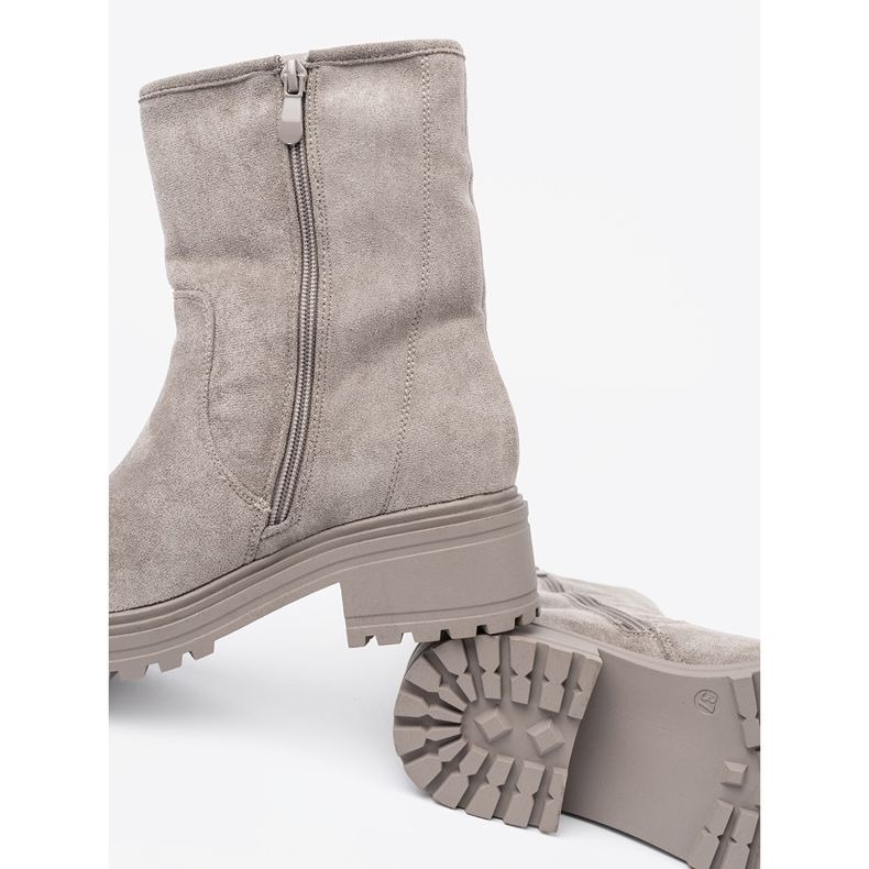 Shelvt Comfortable gray boots on a massive sole grey 1