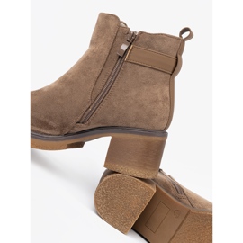 Shelvt Stylish beige boots with a comfortable heel 2