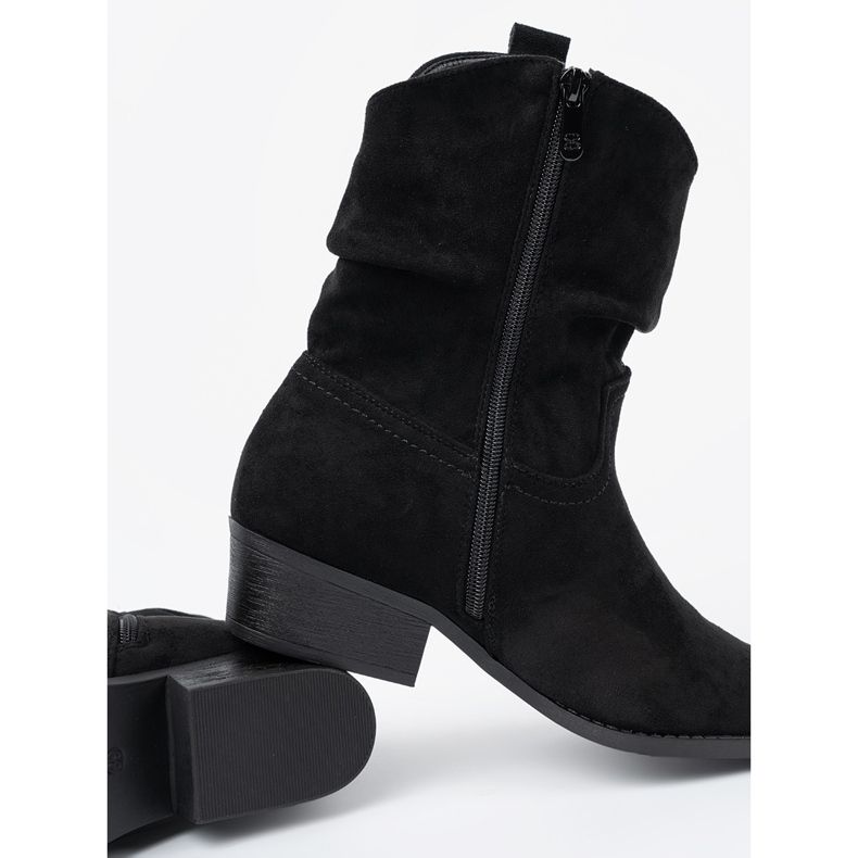 Shelvt Black women's boots with a classic cut 2