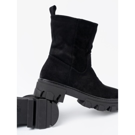 Shelvt Black boots with a minimalist cut 2