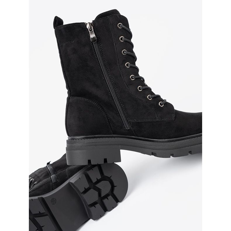 Shelvt Black laced workers on a massive sole 1