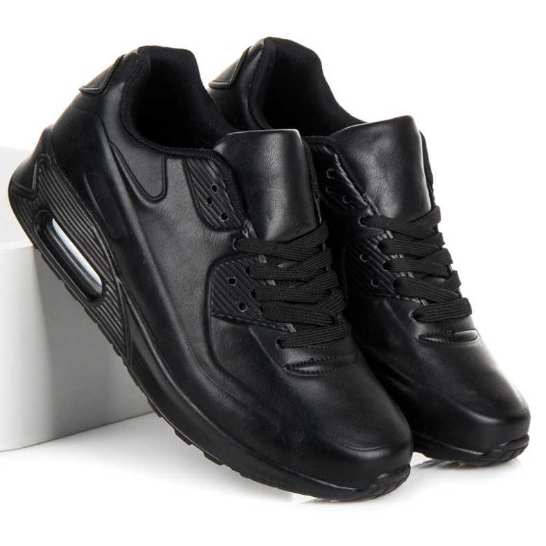 Black sports shoes 1