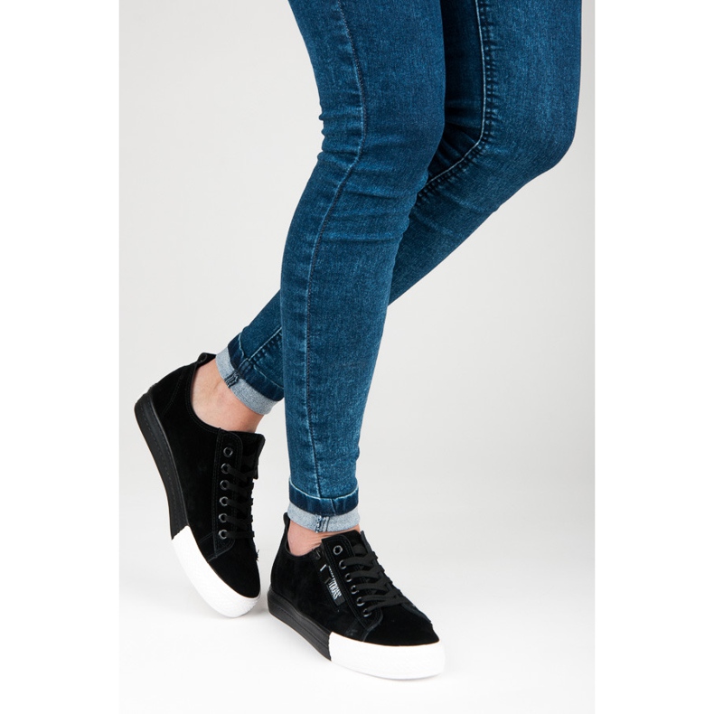 Suede sneakers on the platform black 2