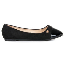 Seastar Ballerinas with a varnished toe black 1