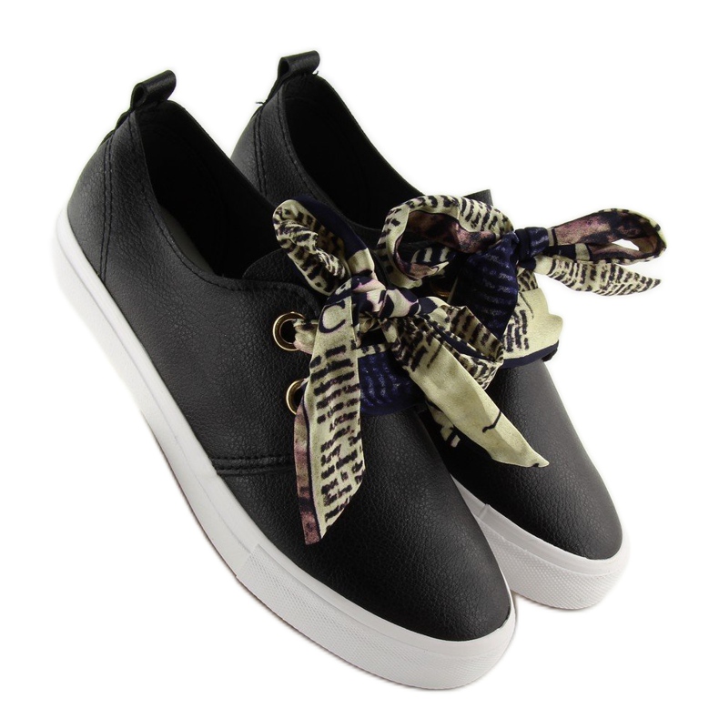 Black XL09P Black sneakers tied with a ribbon 2