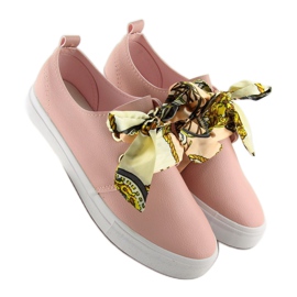 Sneakers laced with a pink ribbon XL09P Pink 2