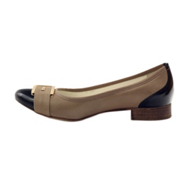 Neścior Pumps with a beige buckle yellow brown black 2